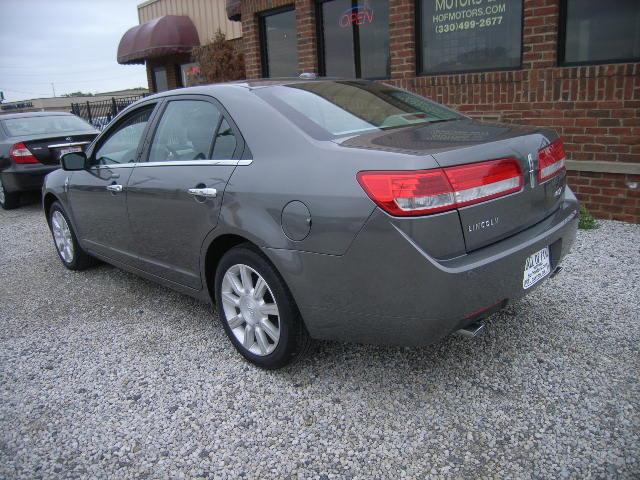 Lincoln MKZ 2010 photo 9