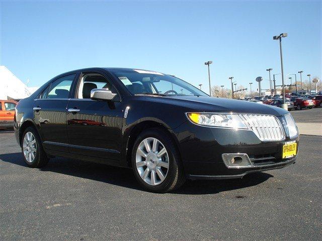 Lincoln MKZ 2010 photo 1