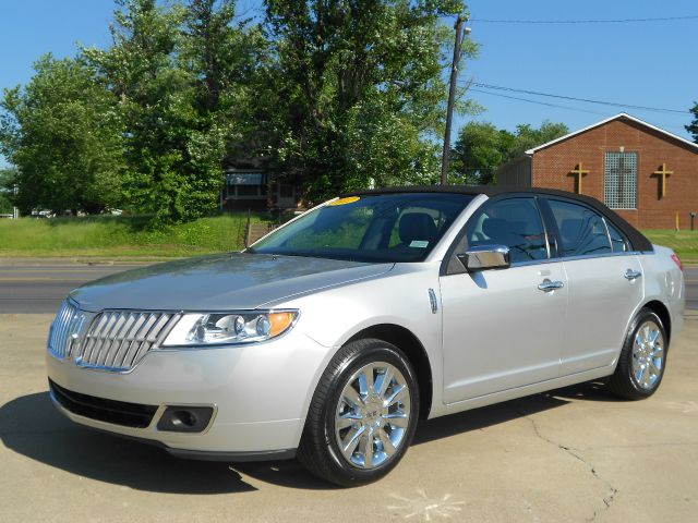 Lincoln MKZ 2011 photo 9