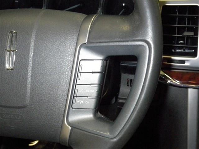 Lincoln MKZ 2011 photo 28