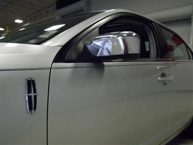 Lincoln MKZ 2011 photo 33