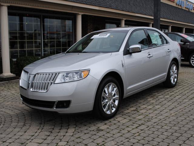 Lincoln MKZ 2011 photo 1