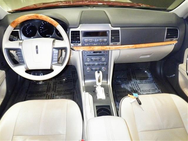 Lincoln MKZ 2011 photo 34