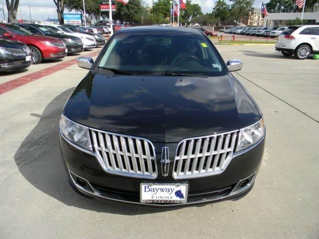 Lincoln MKZ 2011 photo 9