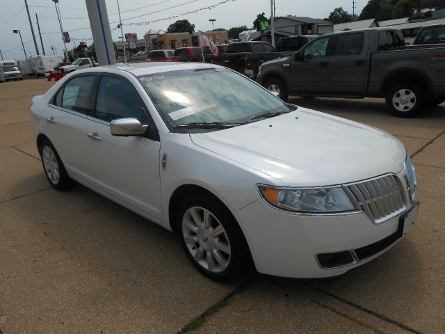 Lincoln MKZ 2011 photo 1