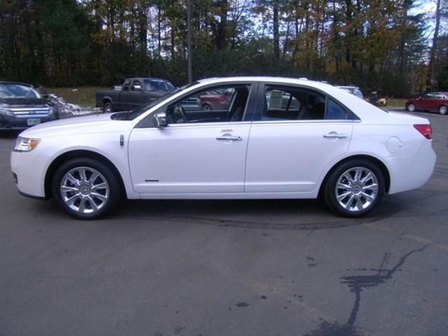 Lincoln MKZ 2011 photo 1