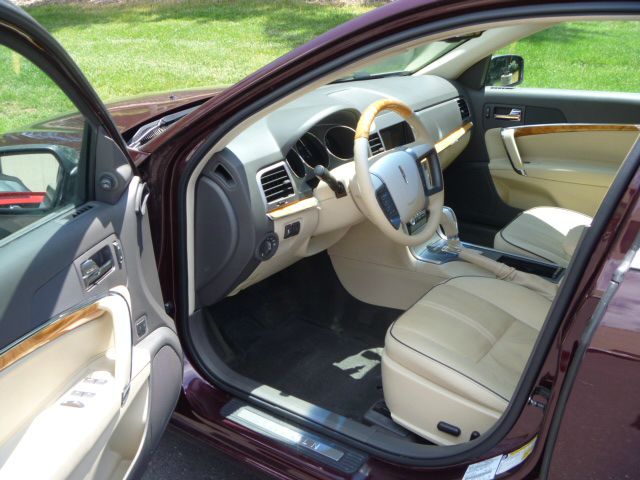 Lincoln MKZ 2011 photo 3