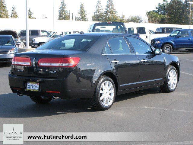 Lincoln MKZ 2012 photo 4