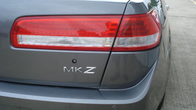 Lincoln MKZ 2012 photo 12