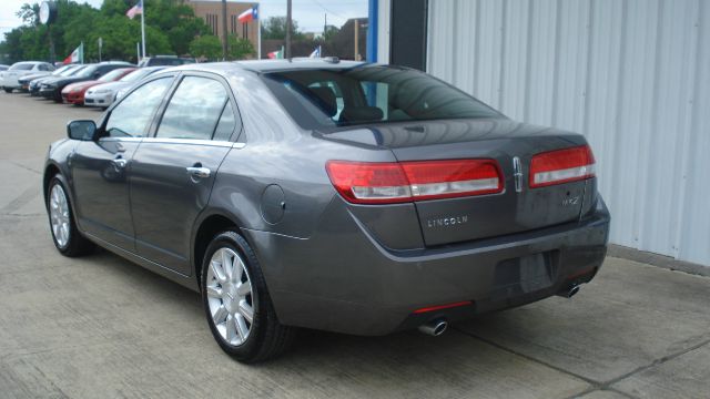 Lincoln MKZ 2012 photo 20