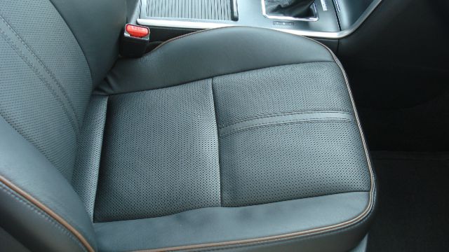 Lincoln MKZ 2012 photo 24