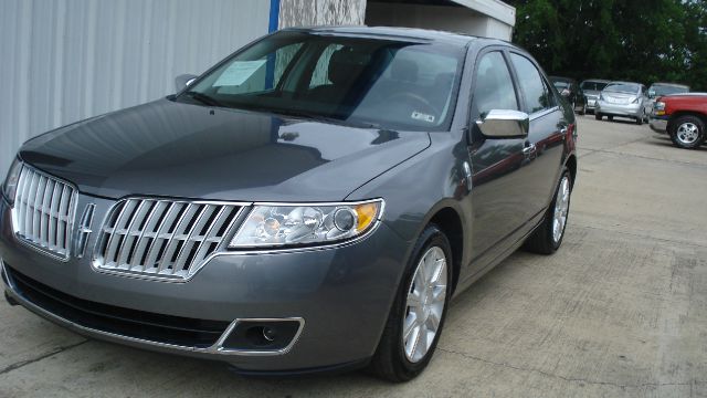 Lincoln MKZ 2012 photo 8