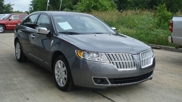 Lincoln MKZ 2012 photo 9