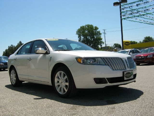 Lincoln MKZ 2012 photo 1