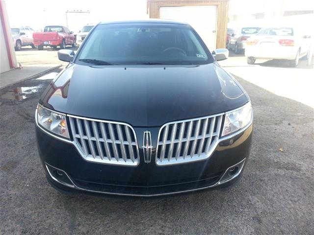 Lincoln MKZ 2012 photo 2