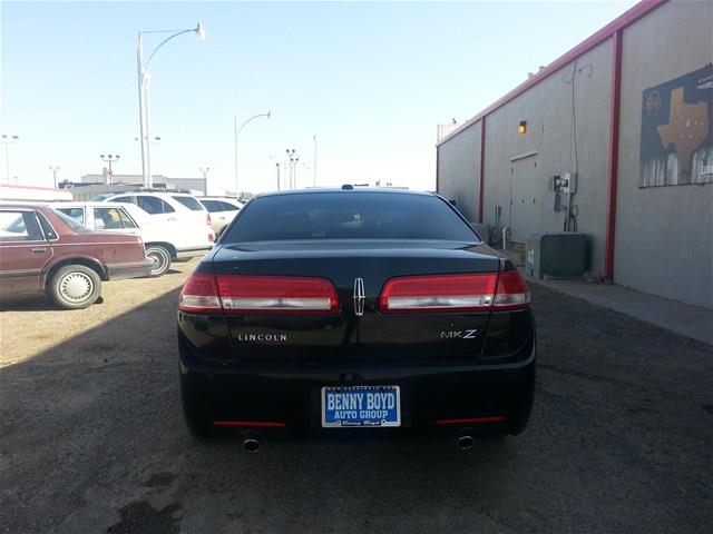 Lincoln MKZ 2012 photo 4