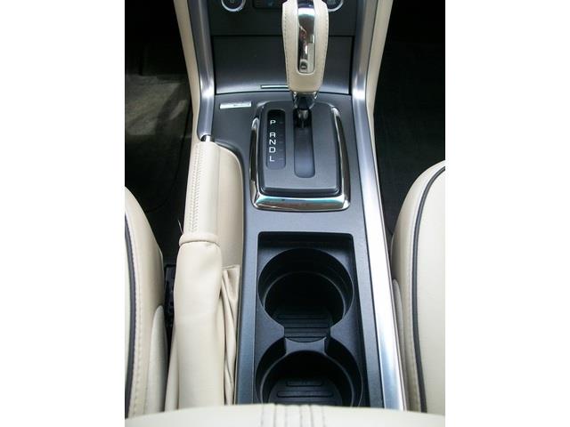 Lincoln MKZ 2012 photo 10