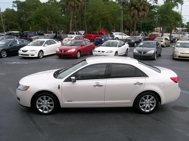 Lincoln MKZ 2012 photo 23