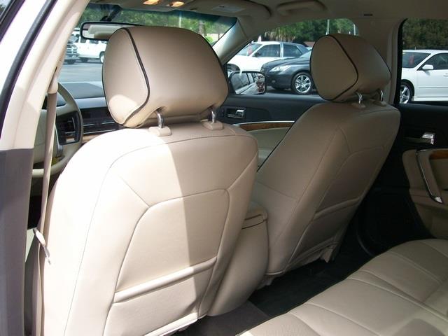 Lincoln MKZ 2012 photo 34