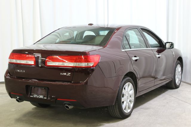 Lincoln MKZ 2012 photo 32