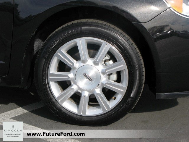 Lincoln MKZ 2012 photo 1