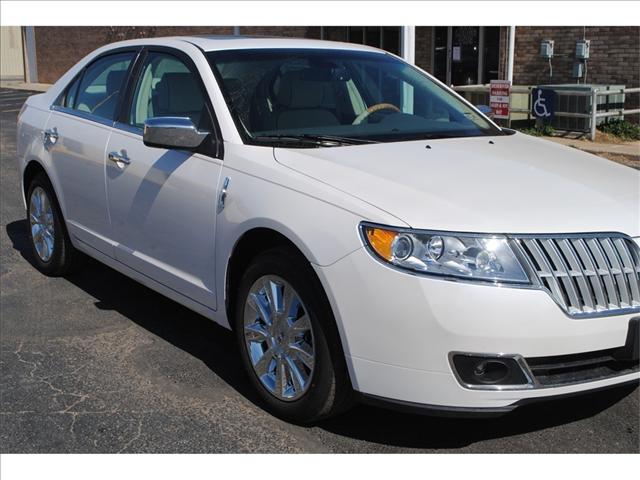 Lincoln MKZ 2012 photo 4