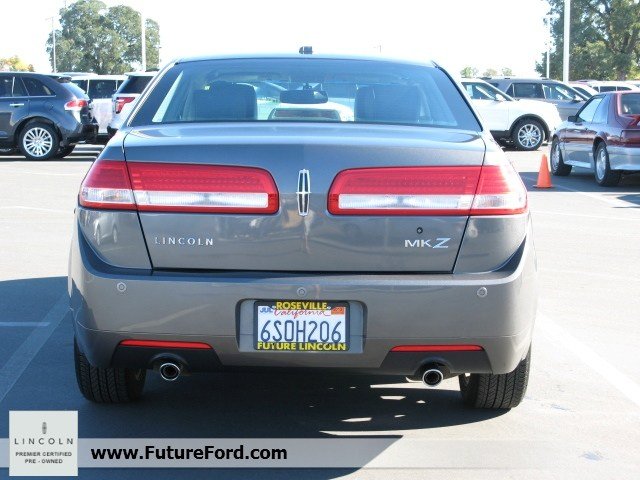 Lincoln MKZ 2012 photo 3