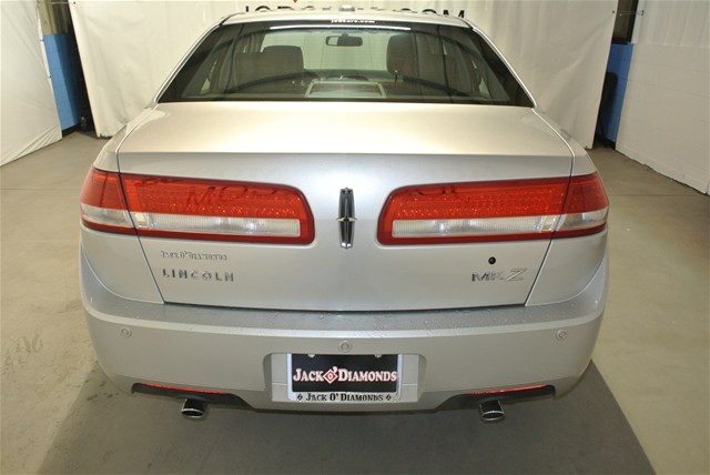 Lincoln MKZ 2012 photo 5