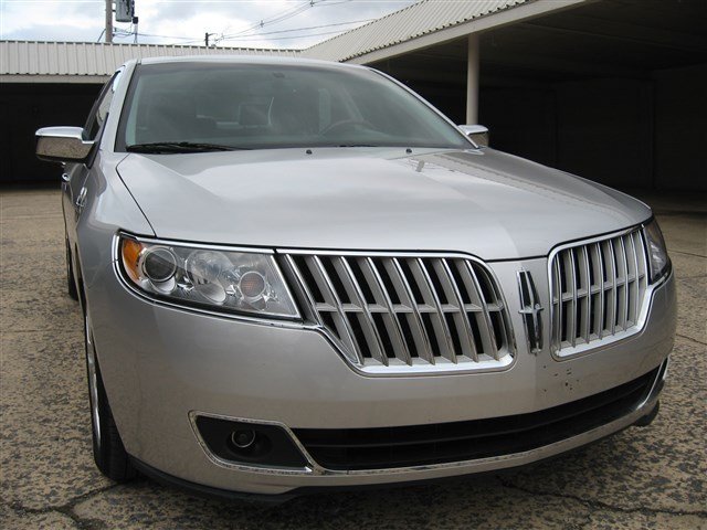 Lincoln MKZ 2012 photo 2