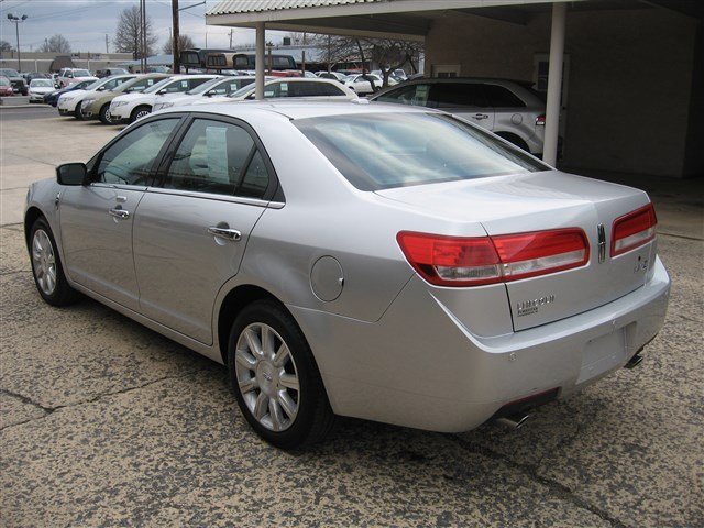 Lincoln MKZ 2012 photo 5