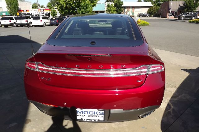 Lincoln MKZ 2013 photo 6