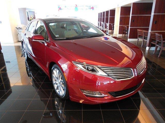 Lincoln MKZ 2013 photo 1