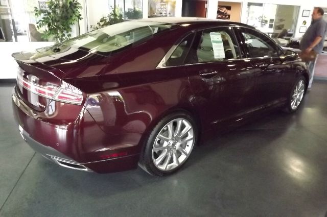 Lincoln MKZ 2013 photo 5