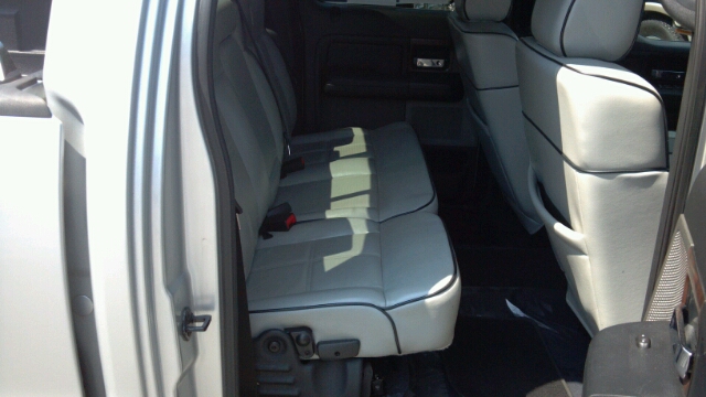 Lincoln Mark LT 2006 photo 1