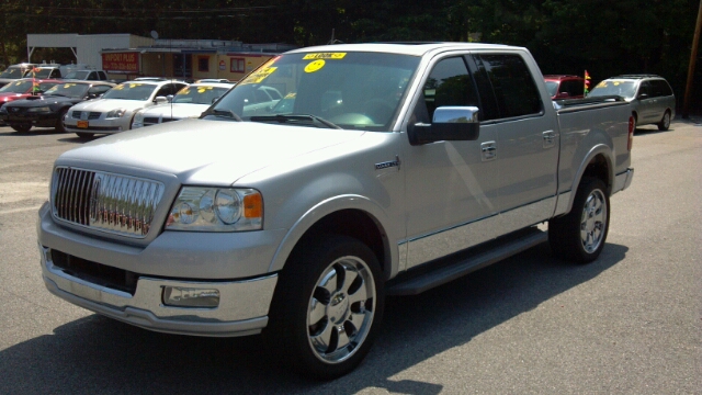 Lincoln Mark LT 2006 photo 12