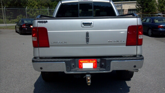 Lincoln Mark LT 2006 photo 13