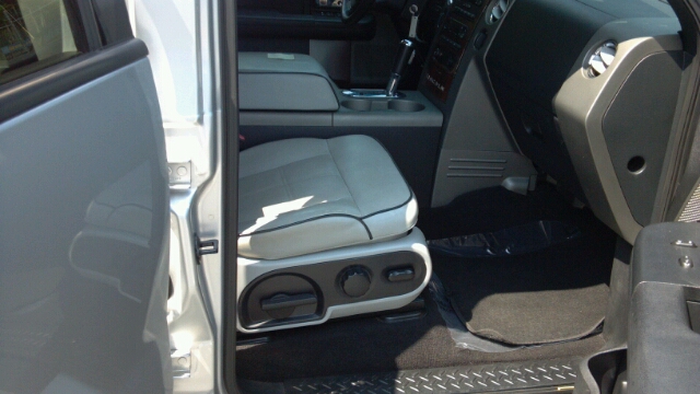 Lincoln Mark LT 2006 photo 7