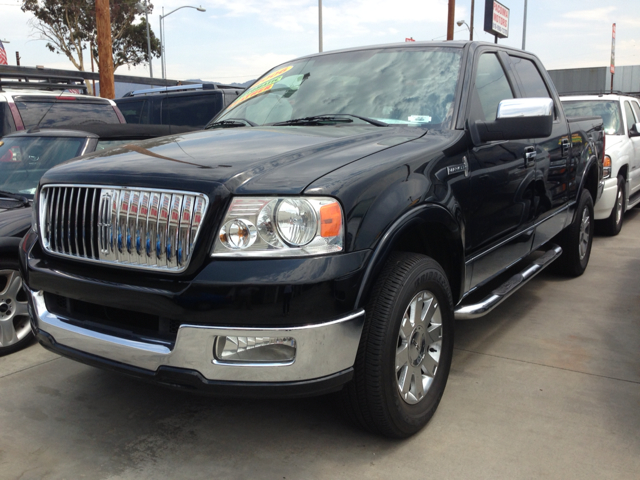 Lincoln Mark LT 2006 photo 4