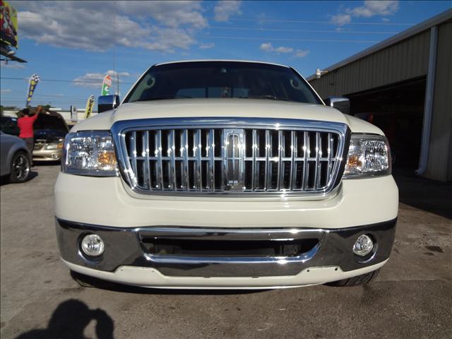 Lincoln Mark LT 2007 photo 1