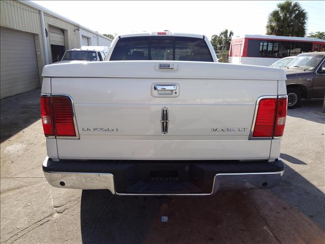 Lincoln Mark LT 2007 photo 4