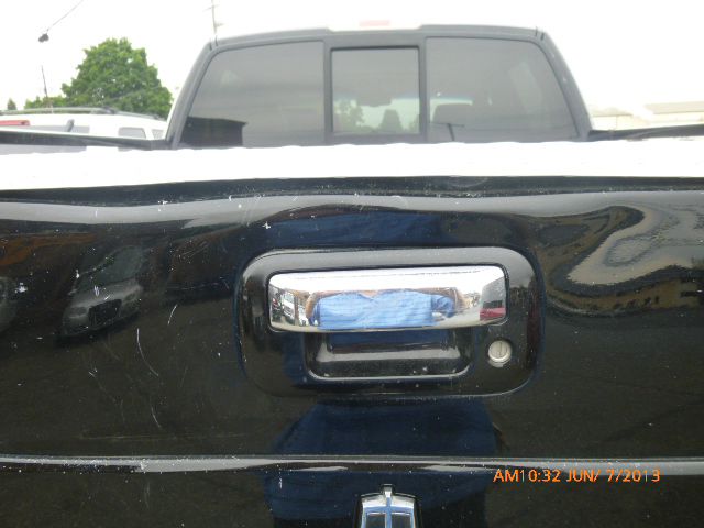 Lincoln Mark LT 2007 photo 2