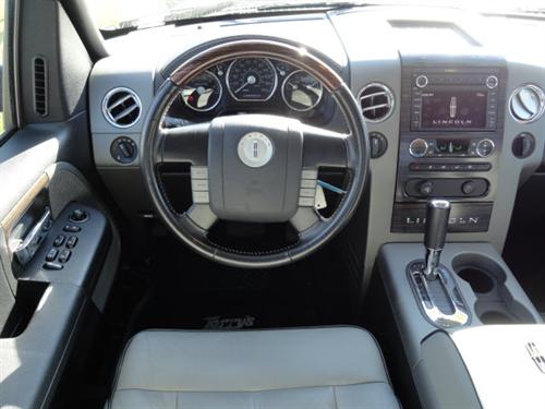 Lincoln Mark LT 2008 photo 1