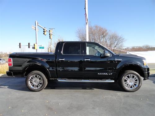 Lincoln Mark LT 2008 photo 2