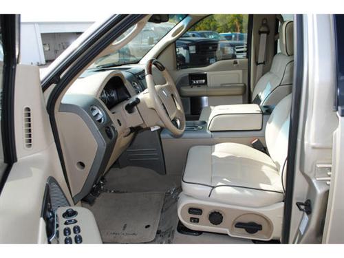 Lincoln Mark LT 2008 photo 2