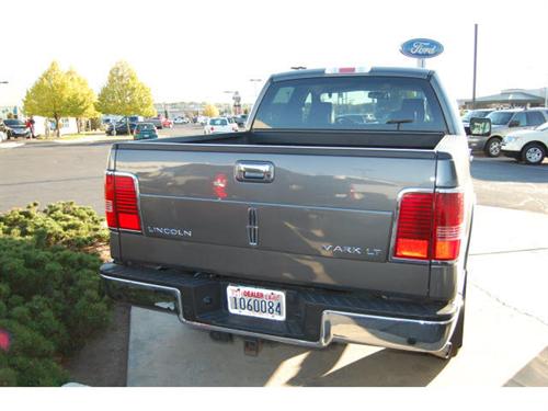 Lincoln Mark LT 2008 photo 2