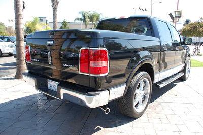 Lincoln Mark LT 2008 photo 1