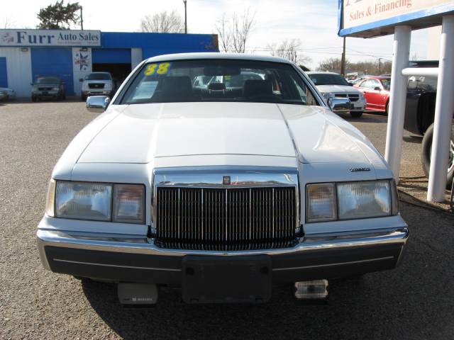 Lincoln Mark VII 1988 photo 1