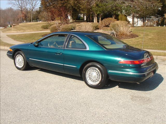 Lincoln Mark VIII 1994 photo 5