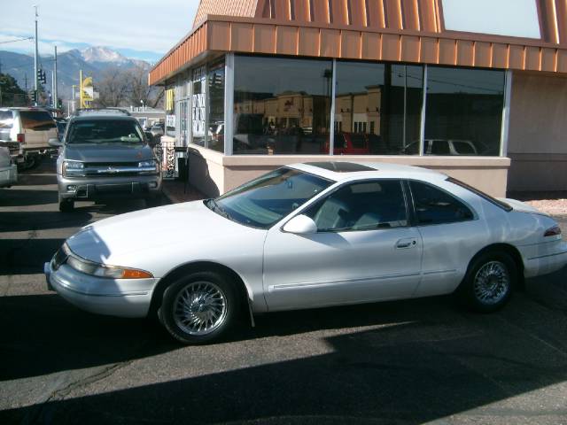 Lincoln Mark VIII 1994 photo 5