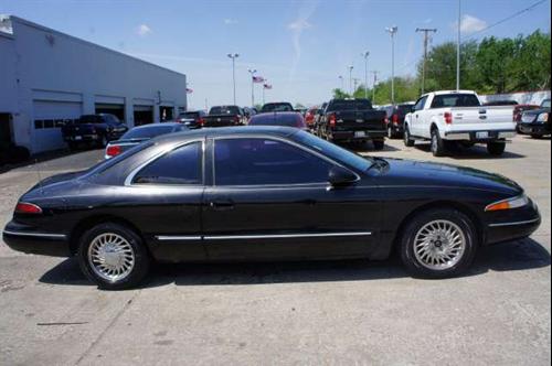 Lincoln Mark VIII 1994 photo 4